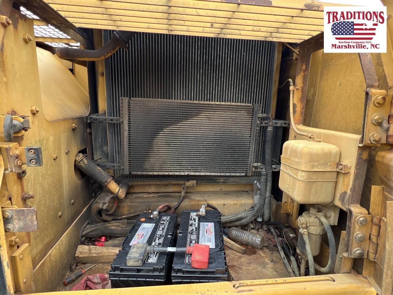 CAT 322L Excavator