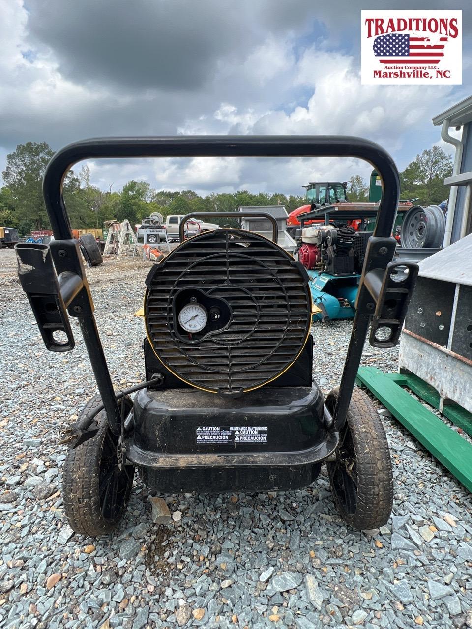 Master 135,000 BTU Heater