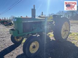 John Deere 2640 Tractor