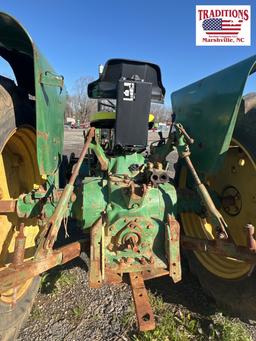 John Deere 2640 Tractor