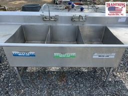 3 Bay Stainless Sink with Drying Shelves 105"