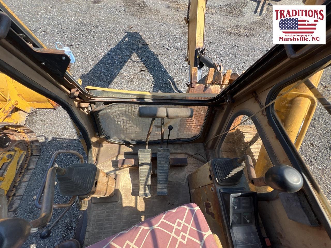 Caterpillar E70 Excavator