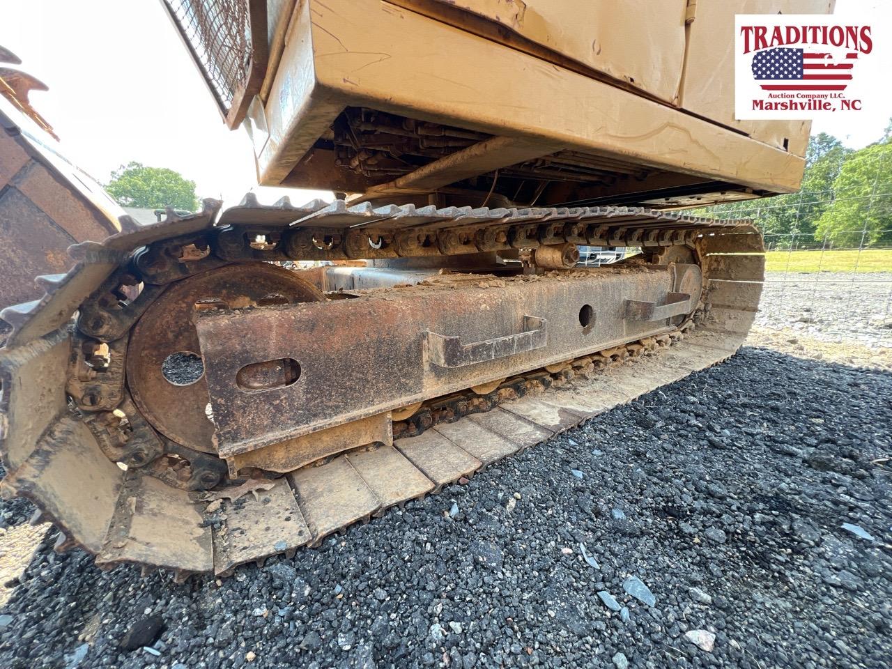 Caterpillar E70 Excavator