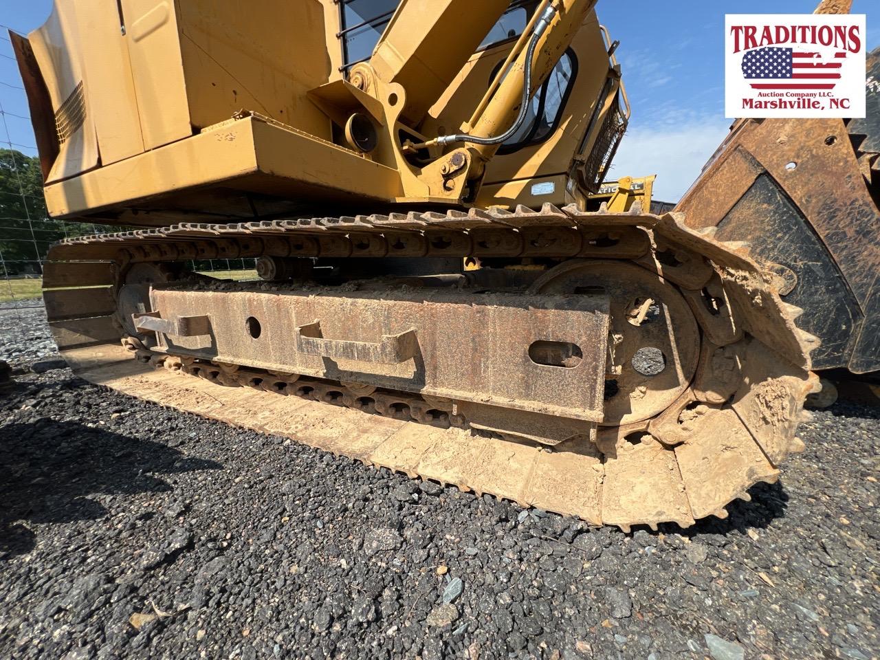 Caterpillar E70 Excavator