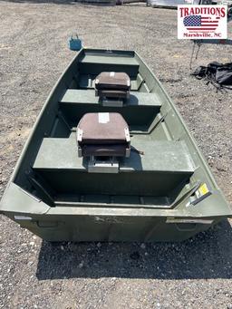 2009 Alumacraft Boat Hull A909