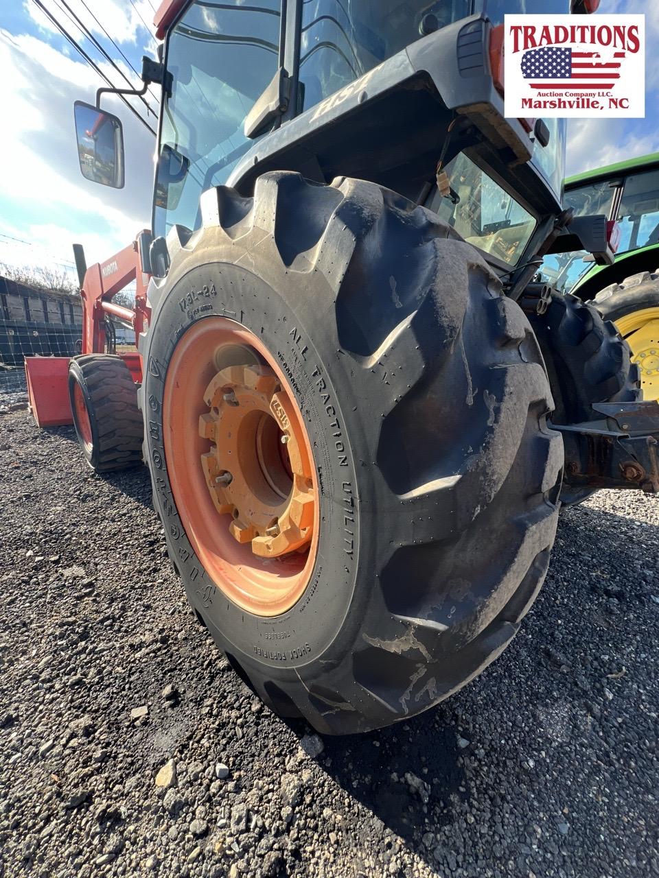 Kubota L5030 4x4 HST with LA853 Loader