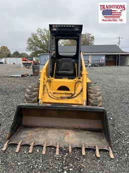 MAHTO L-1300 Skidsteer