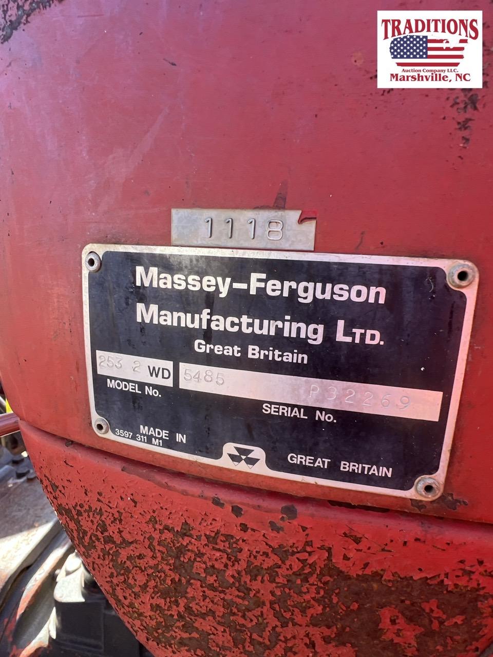Massey Ferguson 253 with 232 Loader