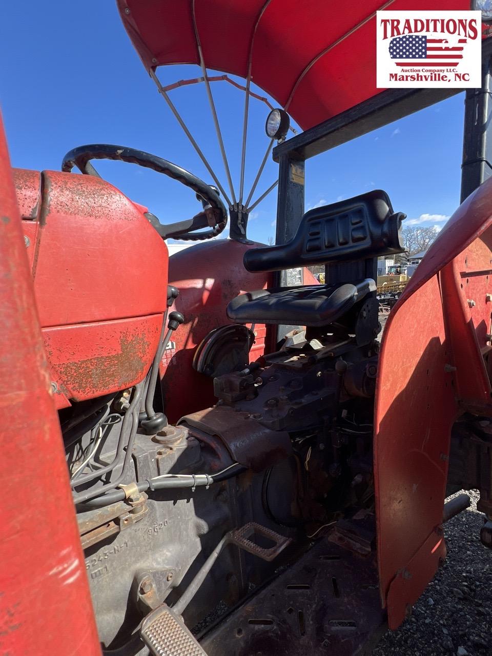 Massey Ferguson 253 with 232 Loader