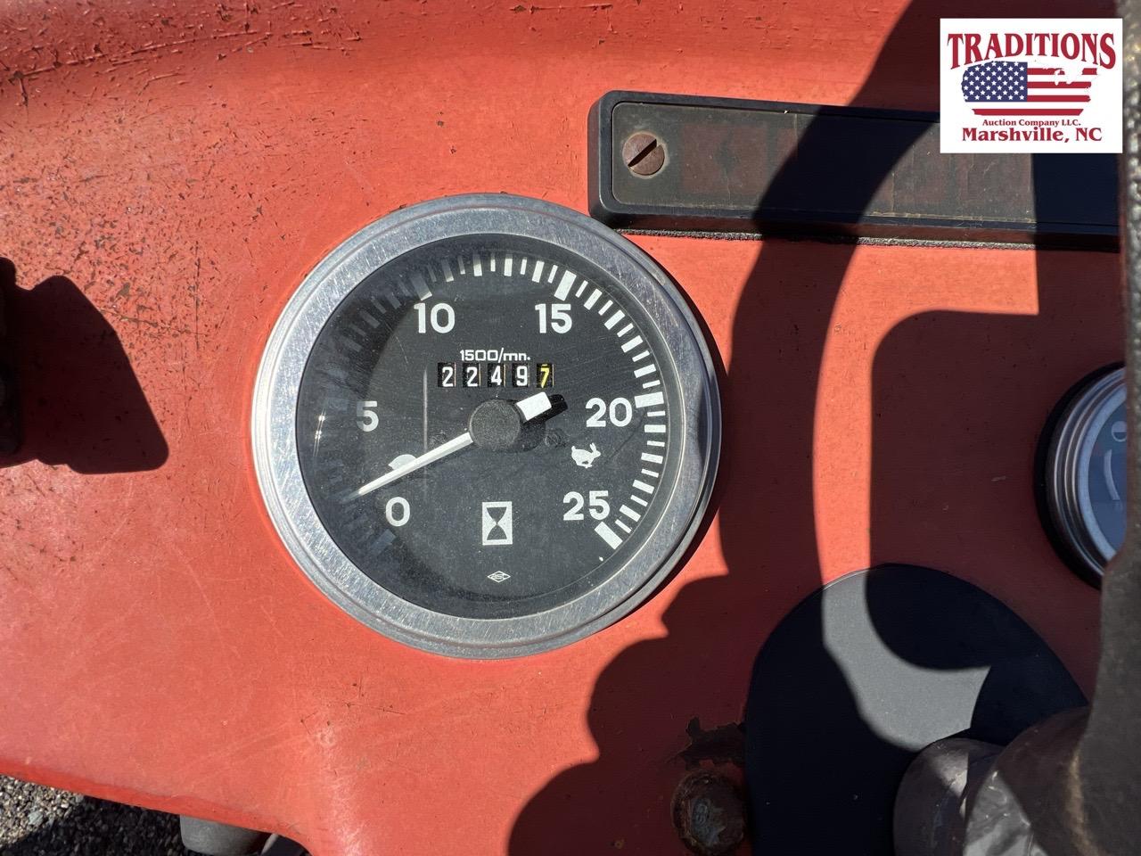 Massey Ferguson 253 with 232 Loader
