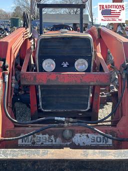 Massey Ferguson 253 with 232 Loader