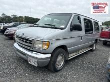 1999 Ford Van VIN 9213