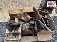 Mixed lot of Mopar parts