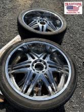 Set of 4 8 Lug Wheels w Tires