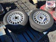 Set of 4 BMW IS 47 5 Lug Wheels w Tires