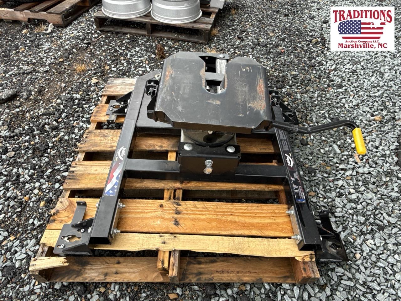 Pull Rite Super Glide 5th Wheel Hitch