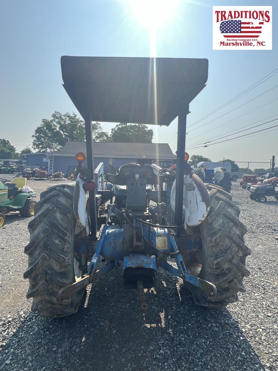 Ford 3910 Tractor