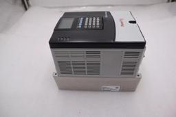 ALLEN BRADLEY 20AD8P0A3AYNANC0 POWERFLEX 5 HP DRIVE NEW