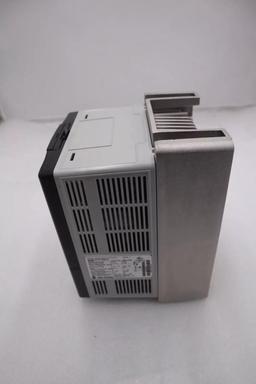 ALLEN BRADLEY 20AD8P0A3AYNANC0 POWERFLEX 5 HP DRIVE NEW