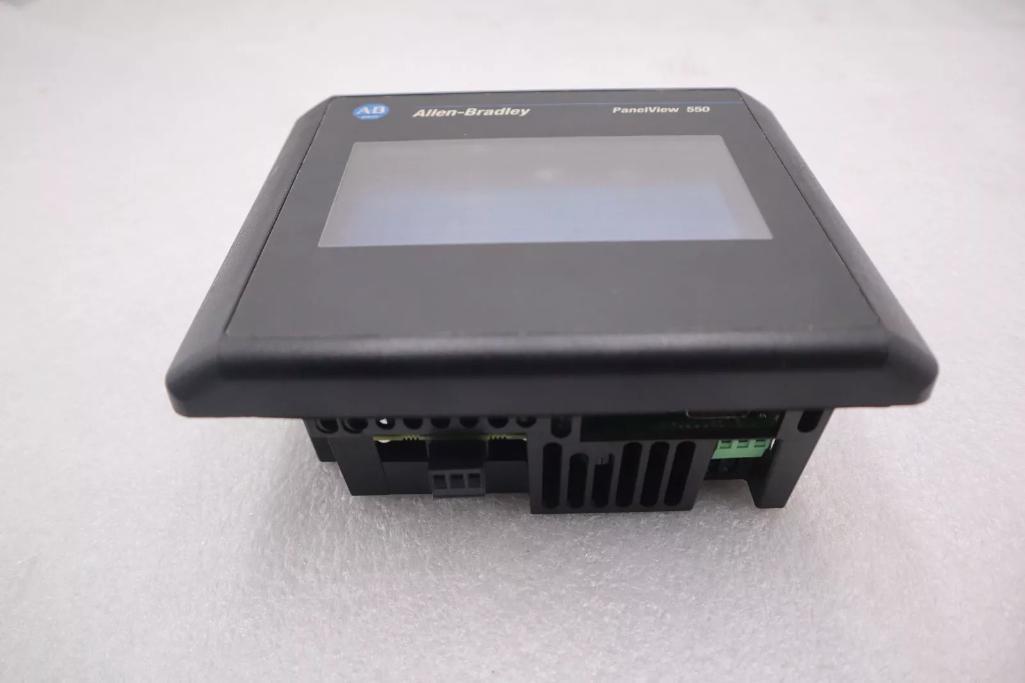 ALLEN BRADLEY 2711-T5A1L1 SER B FRN 4.48 24 VDC 18W PANELVIEW 550