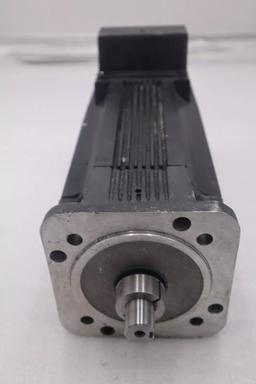 ALLEN BRADLEY 1326AB-B420H-M2L SERVO MOTOR AC PERMANENT MAGNET