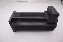 ALLEN BRADLEY 1326AB-B420H-M2L SERVO MOTOR AC PERMANENT MAGNET