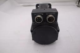ALLEN BRADLEY 1326AB-B420H-M2L SERVO MOTOR AC PERMANENT MAGNET