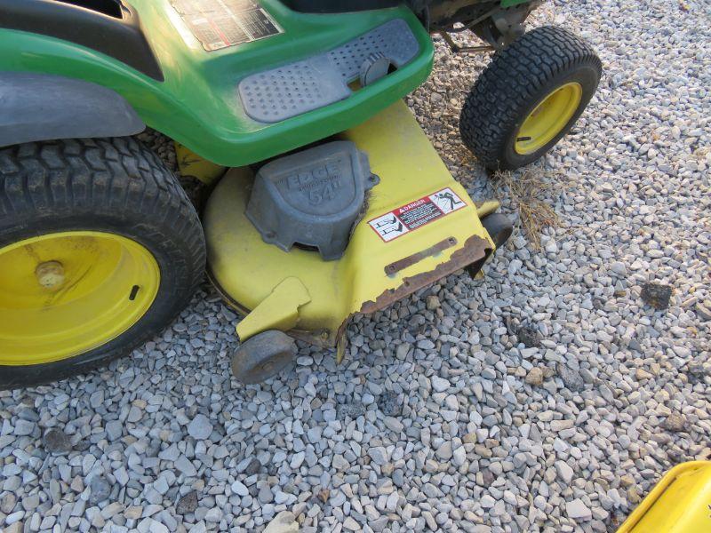 20101 JD LA175 LAWN MOWER