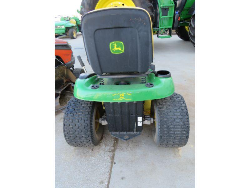 2005 JD L118 LAWN MOWER