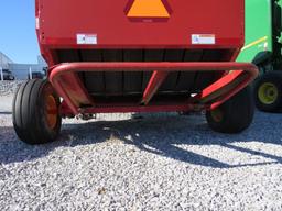 2011 NH BR7090 ROUND BALER