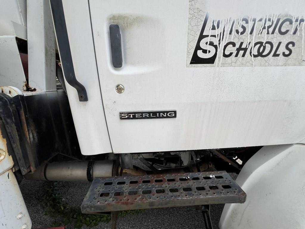 2001 Sterling Cab & Chassis Bucket Truck