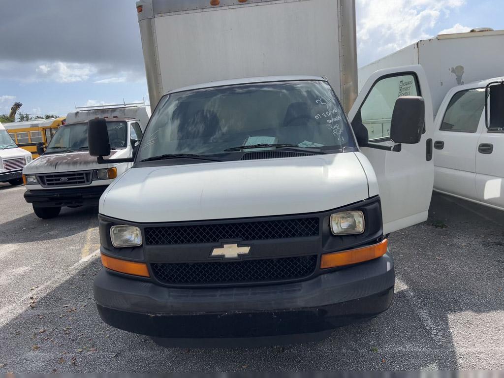 2007 Chevrolet 3500 Cab & Chassis High Cube Van