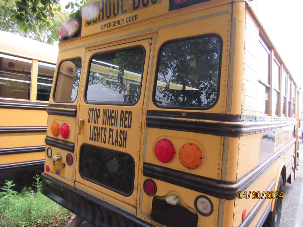 2000 Freightliner School Bus