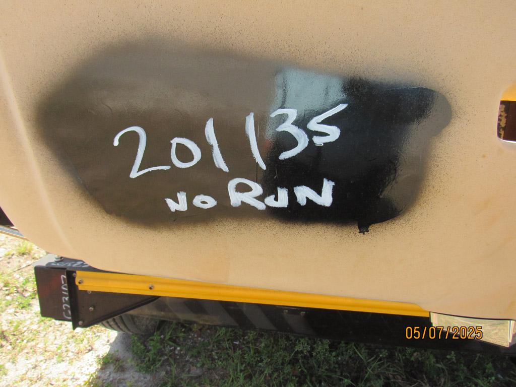 2001 International Amtran School Bus