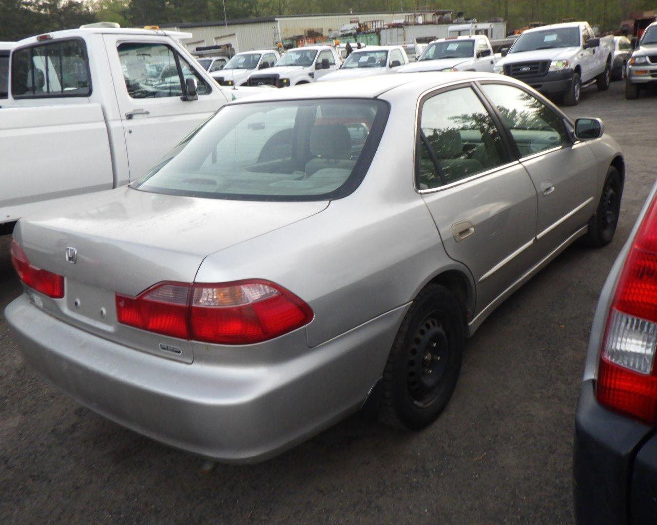 1999 HONDA Accord s/n:030346