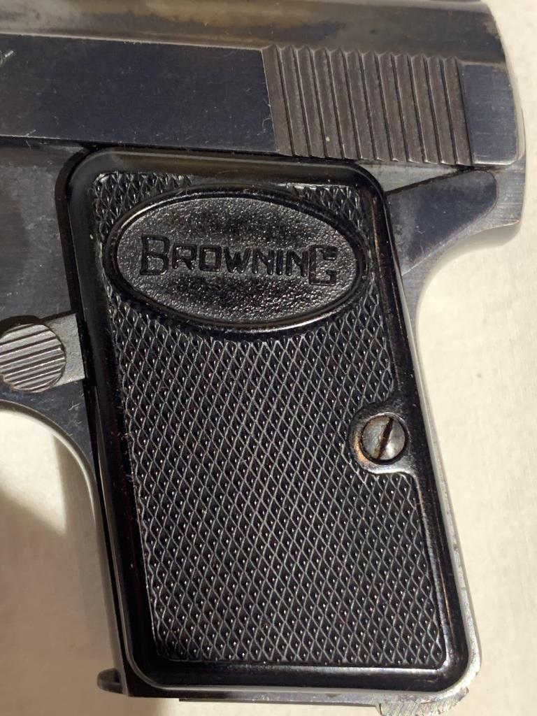 Baby Browning .25ACP in Browning Pouch