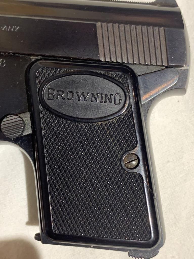 Baby Browning .25ACP in Browning Pouch