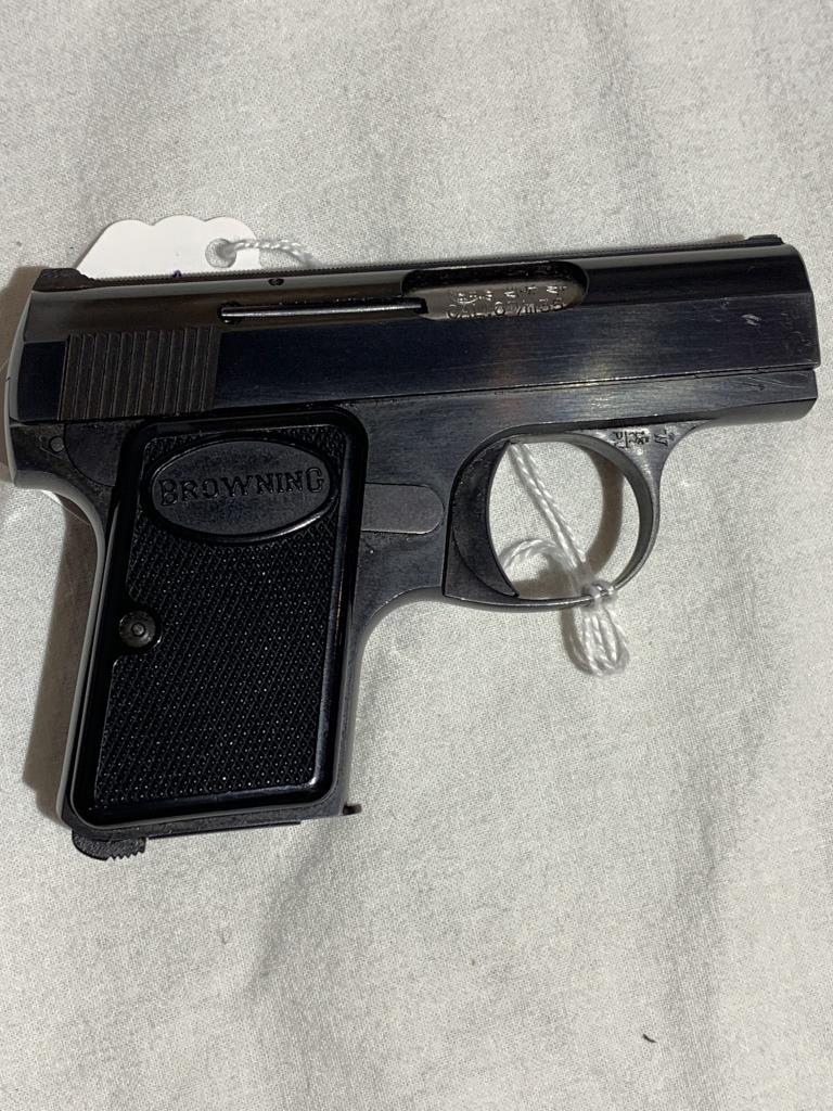Baby Browning .25ACP in Browning Pouch