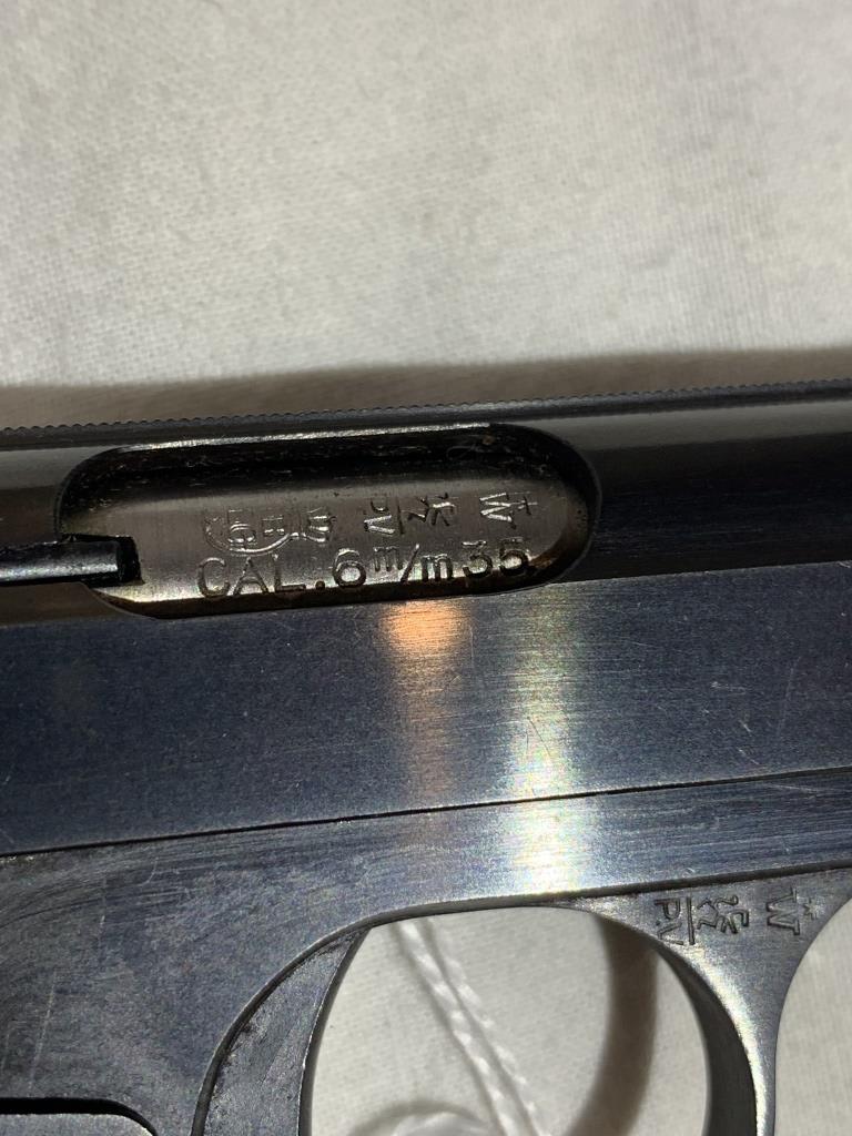 Baby Browning .25ACP in Browning Pouch