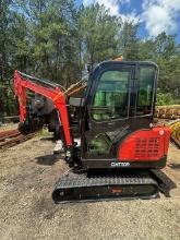 New! AGT QNT50R Excavator