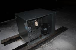 Russell Compressor Model Hl0315m44-e Serial E12l00634960005001 3-phase -20° To 30°
