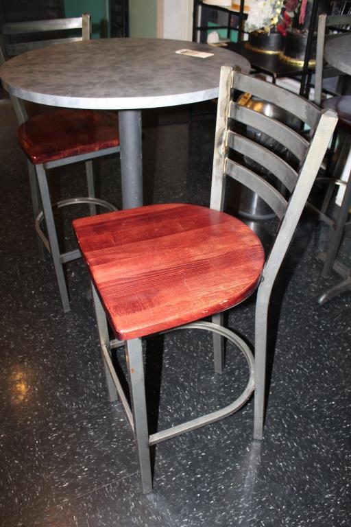 High Top Round Table & Chairs