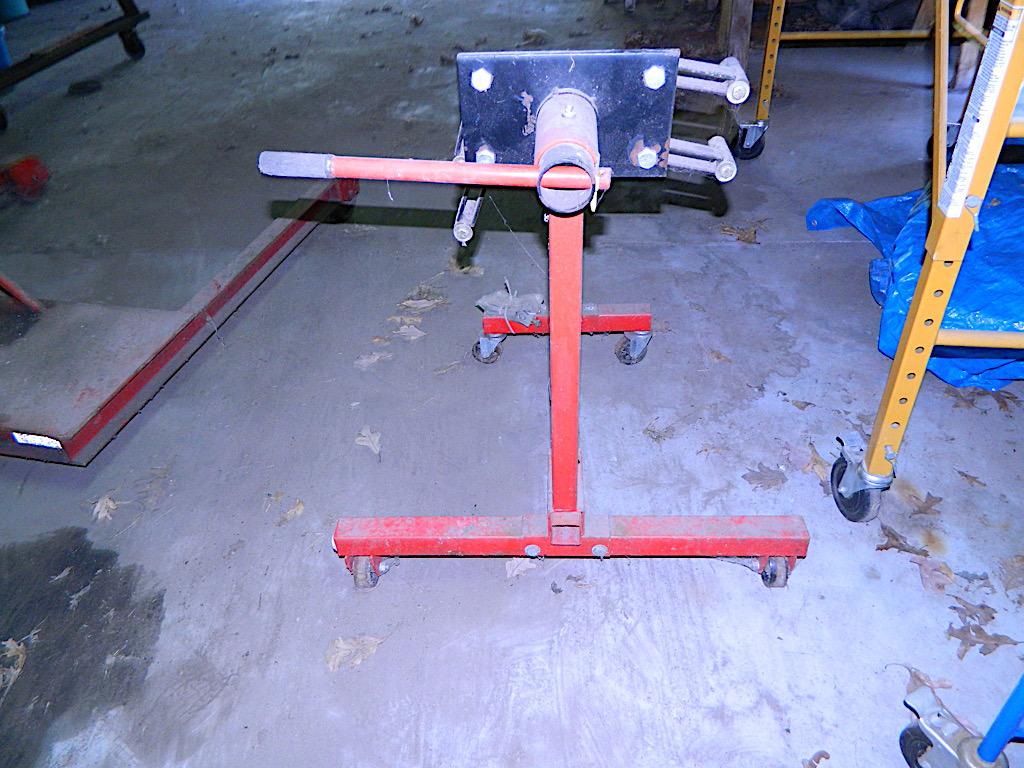 ENGINE STAND