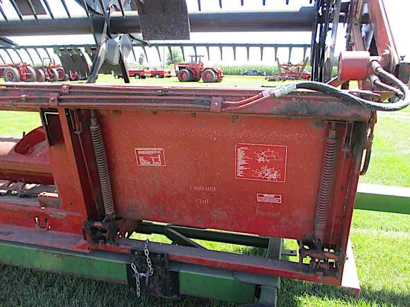 IH 820 GRAIN HEAD