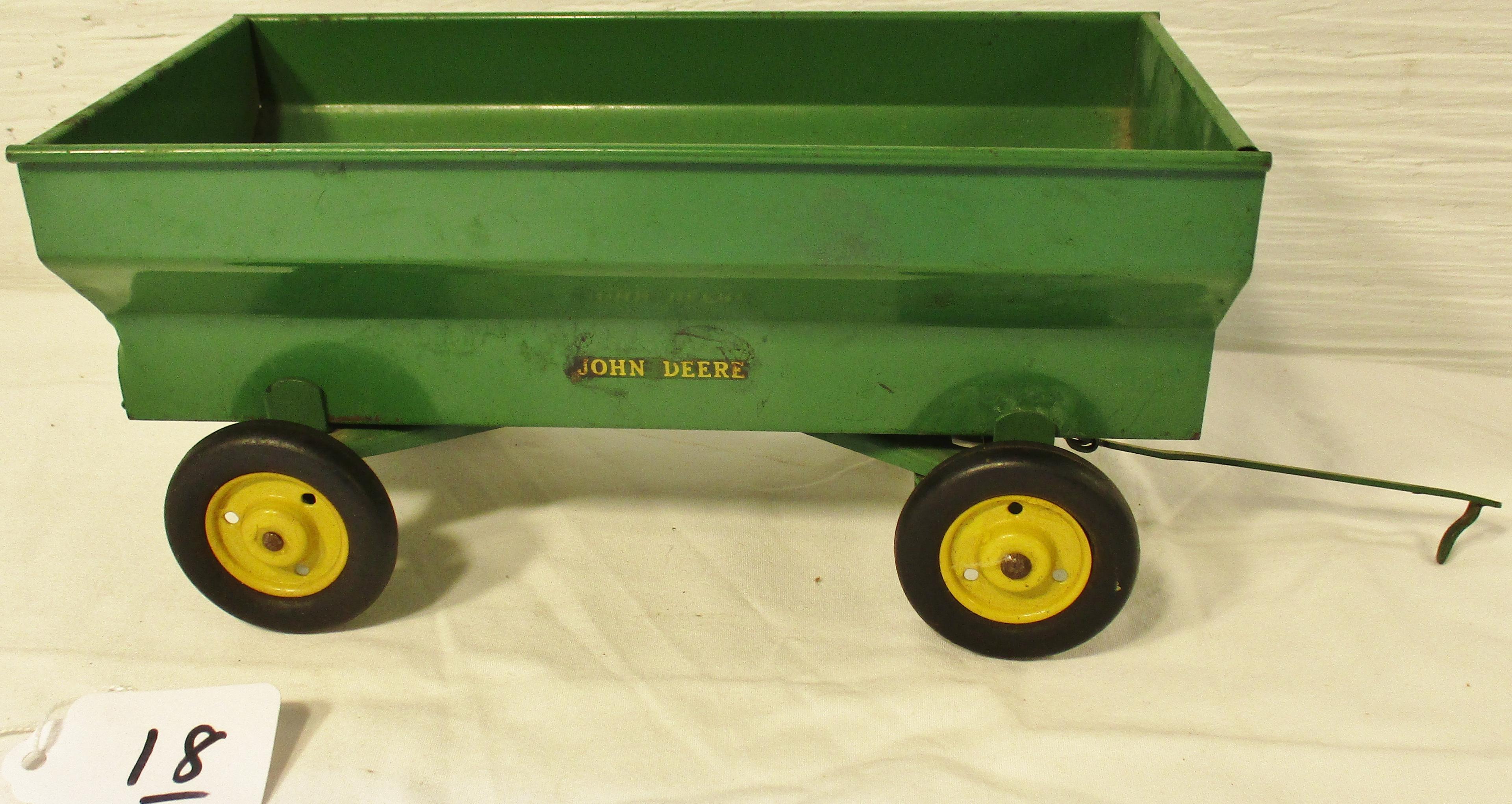 John Deere wagon flare box