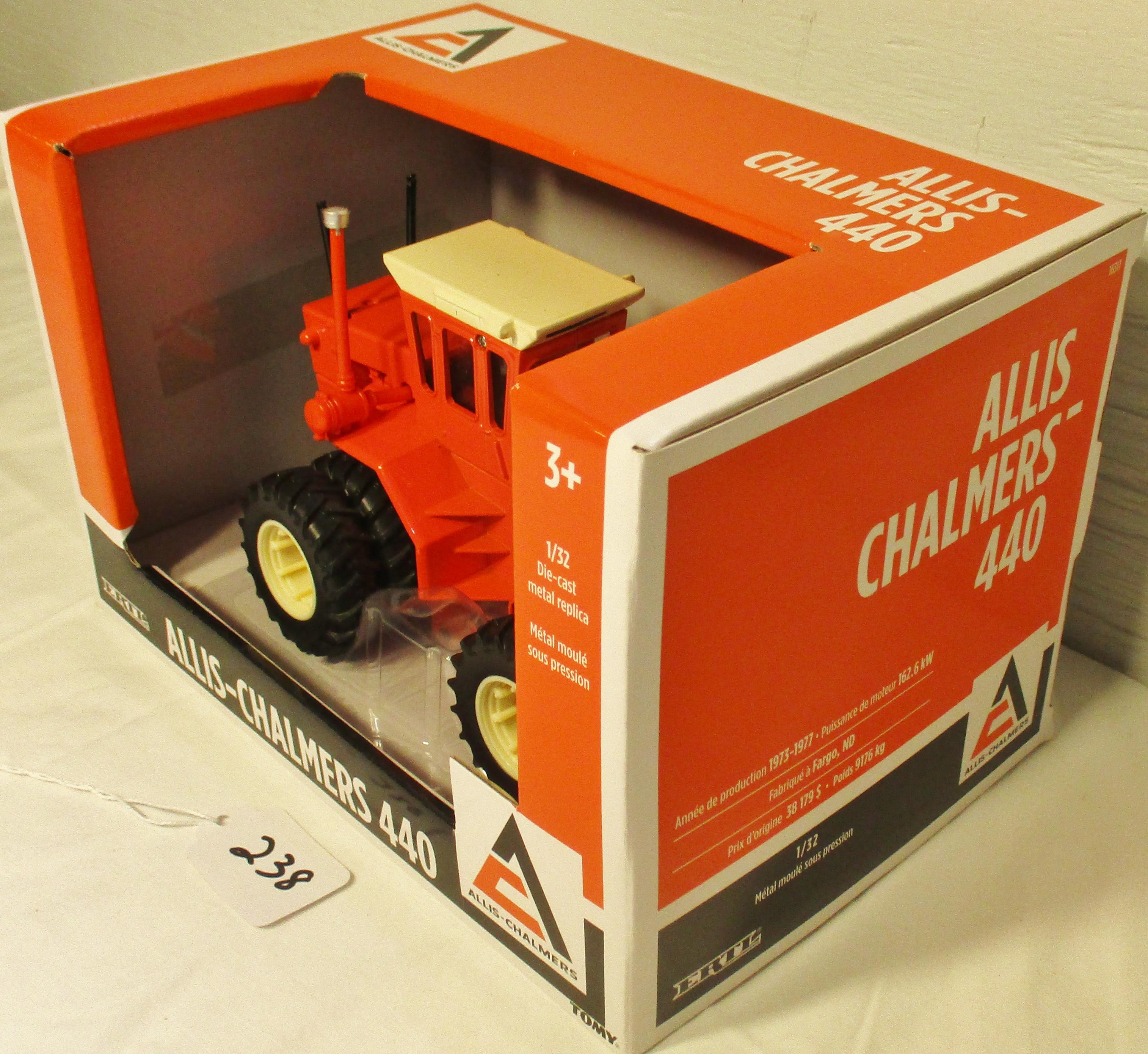 AC 440 4x4 tractor