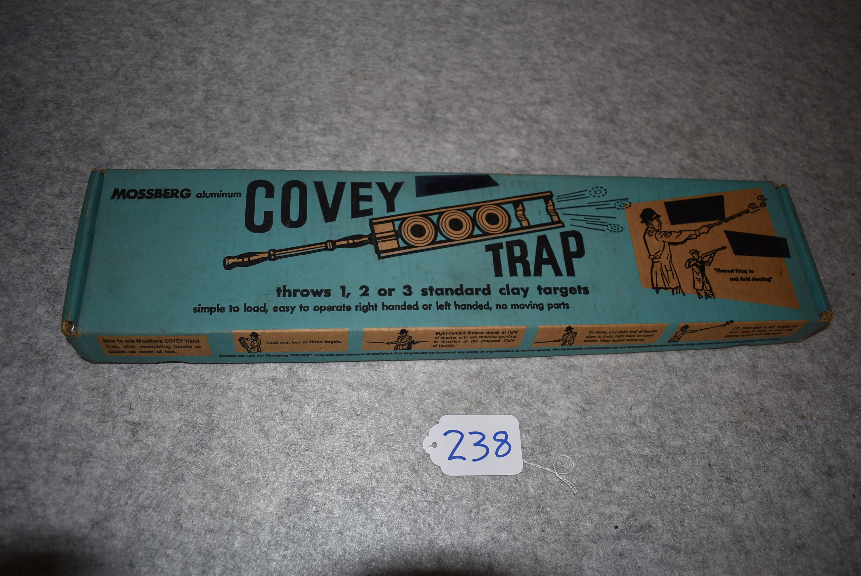 Mossberg – Aluminum Covey Trap Mod. C1 – Throws Up to 3 Standard Clay Targets – w/Original Box & Man