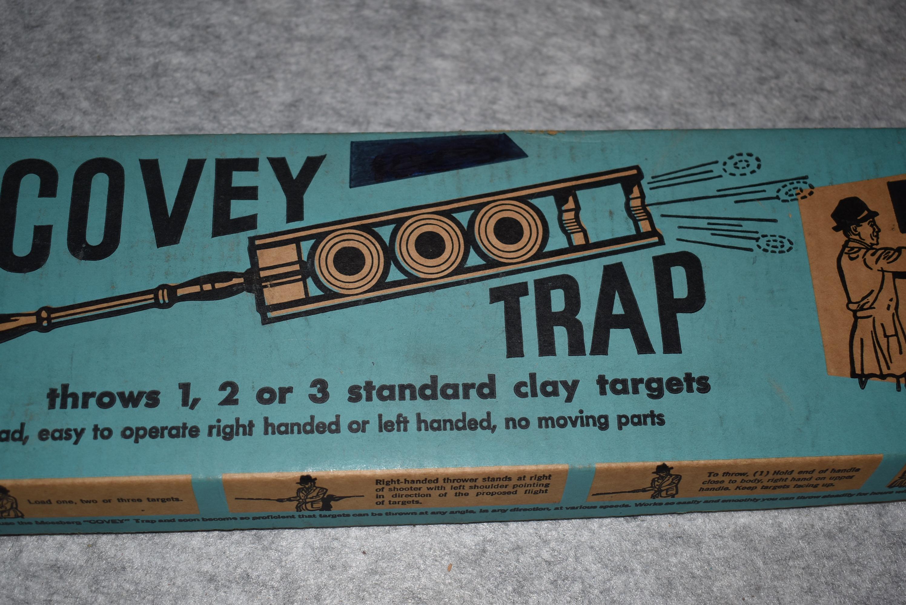 Mossberg – Aluminum Covey Trap Mod. C1 – Throws Up to 3 Standard Clay Targets – w/Original Box & Man
