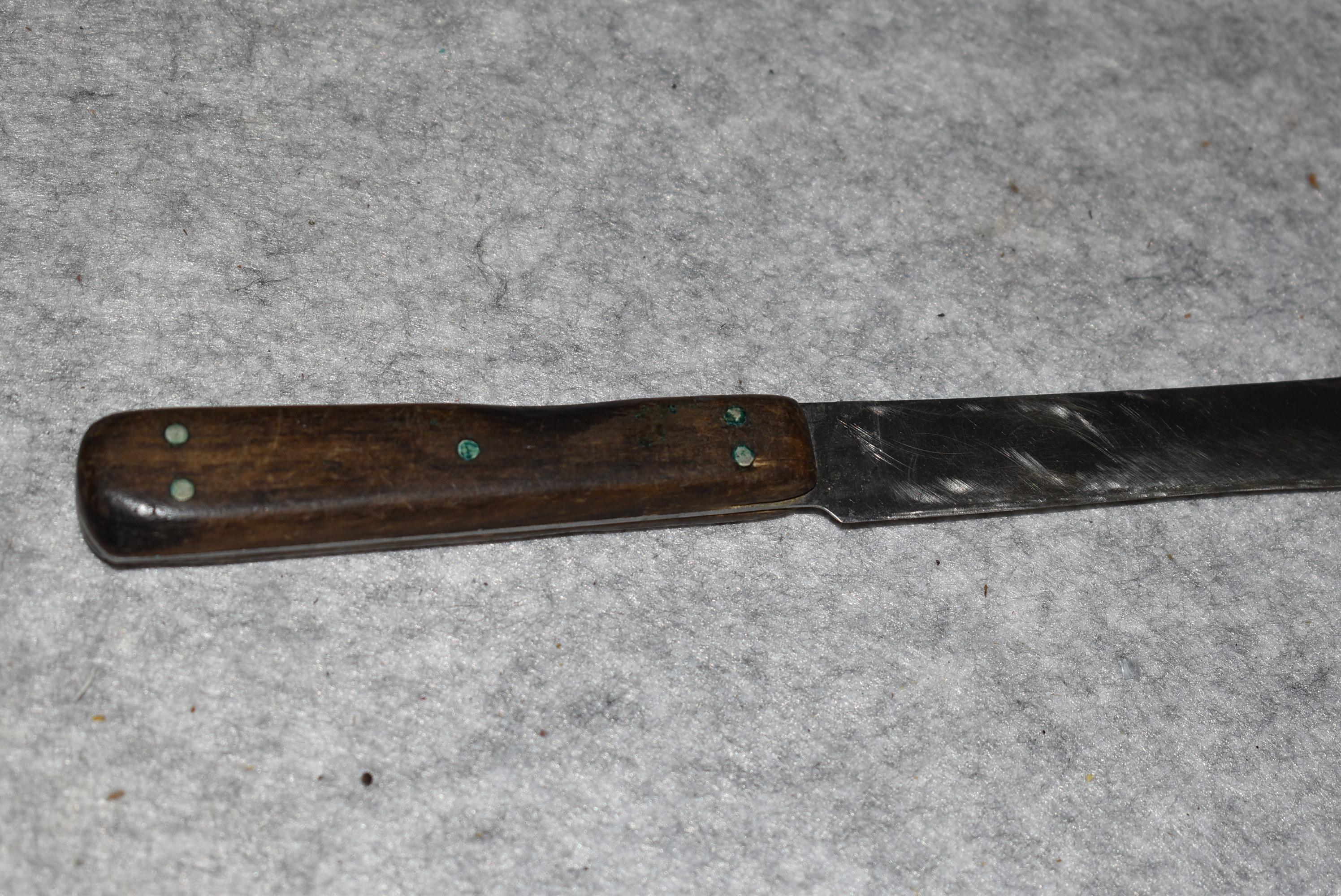 Winchester – No. 7635 11 ½” Spatula & Winchester – No. 1115 12 ¾” Slicing Knife