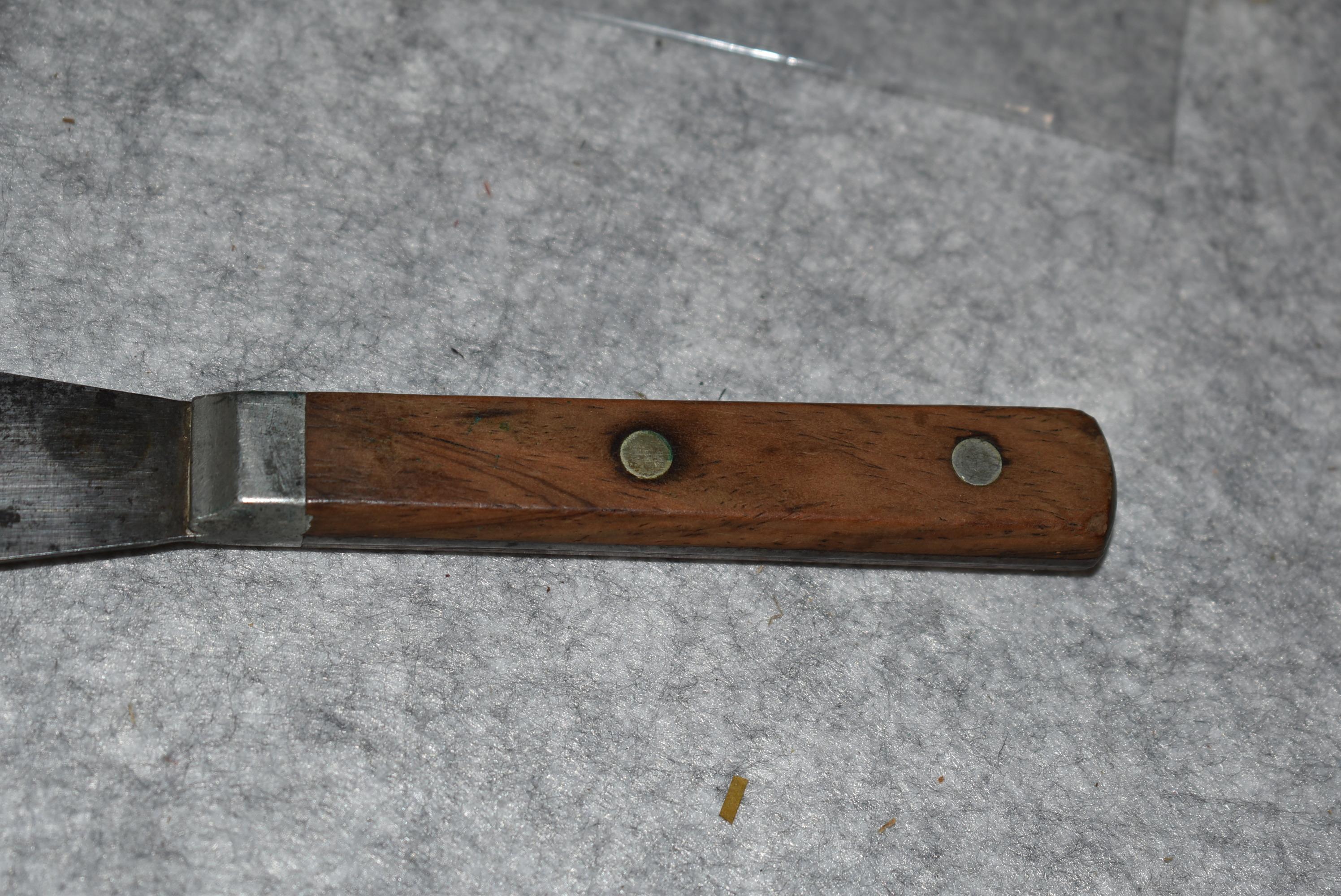 Winchester – No. 7635 11 ½” Spatula & Winchester – No. 1115 12 ¾” Slicing Knife